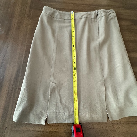 Patricia Luca Tan Skirt Suit set Size 6 Virgin Wool - Picture 14 of 16